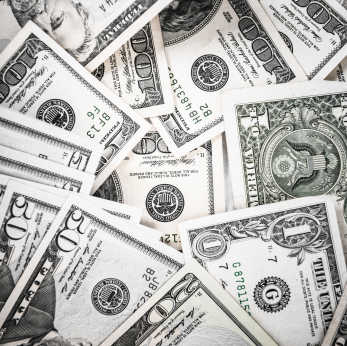 100 50 1 bills is1 GIVEAWAY! Enter to win a FREE $500 Gift Card!